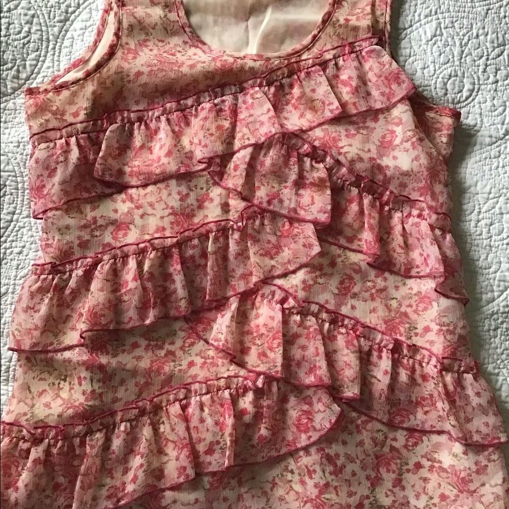 Ladies ruffle top